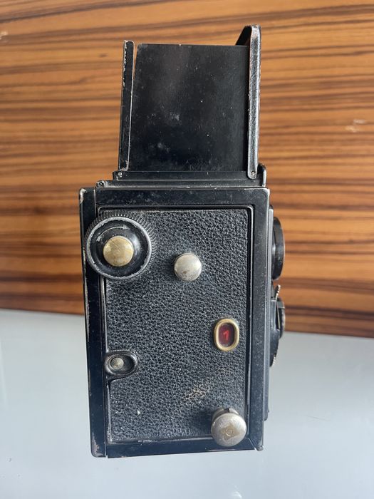 Câmara Fotográfica Antiga – Voigtländer Brillant (1931/32)