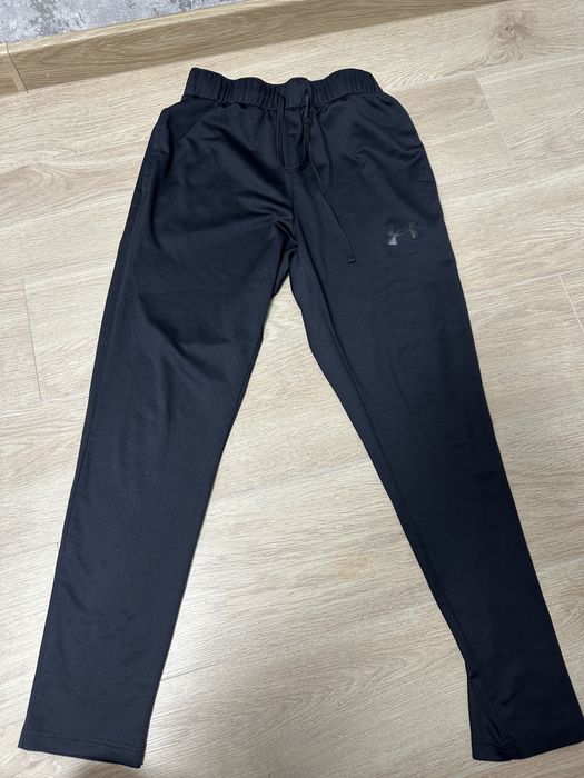 Костюм від бренду Under Armour