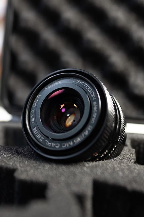 Carl Zeiss Jena DDR Flektogon 35mm f/2.4 MC M42