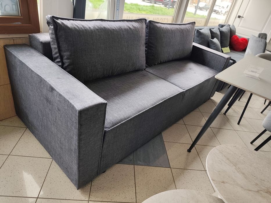 Розкладний диван в наявності
