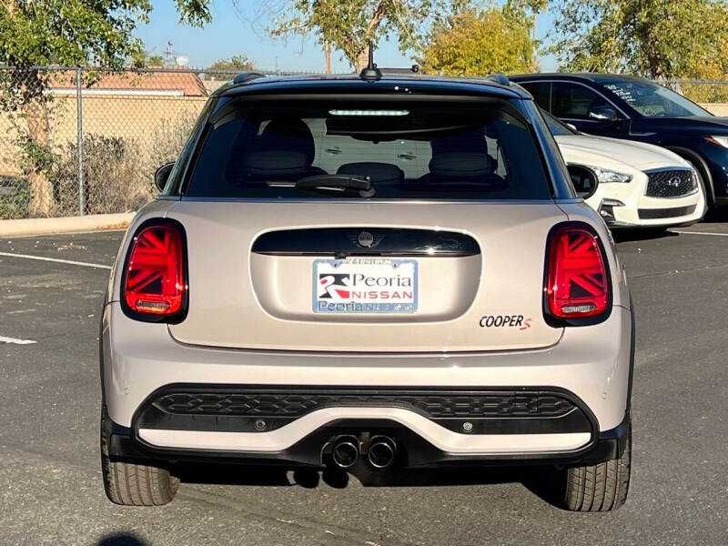 2022 MINI Hardtop 4 Door