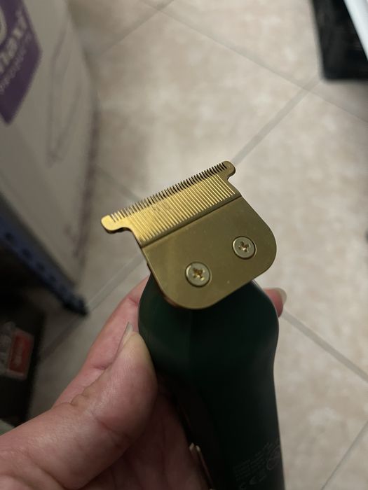 Máquina para corte de cabelo. Nova