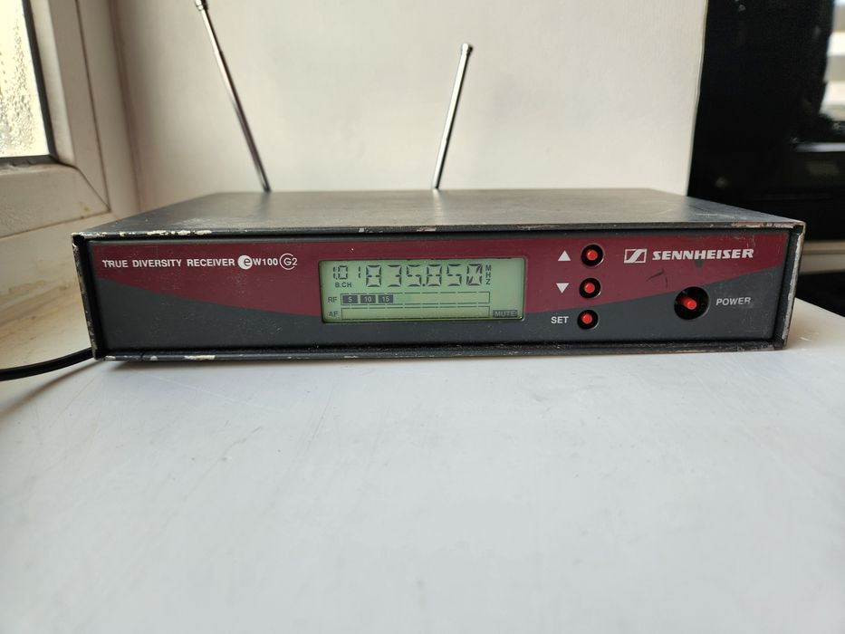 Sennheiser радіо база  EW100 g2
