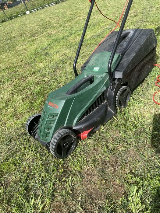 Kosiarka elektruczna BOSCH Rotak 32-215