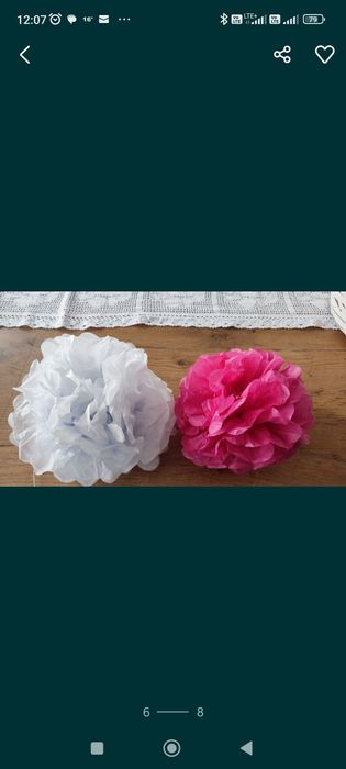 20 pomponów białych