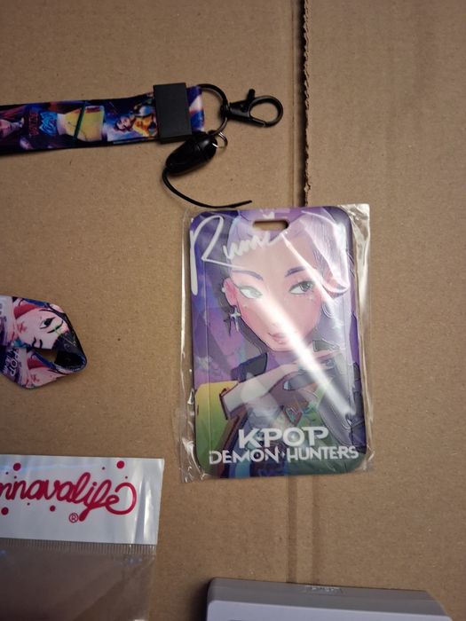 Conjunto de vários artigos K-pop