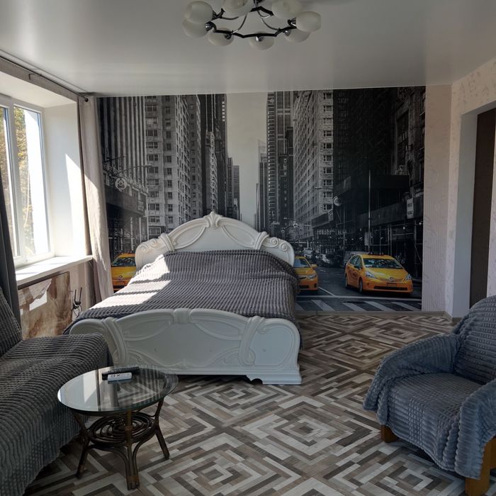 Оренда подобово. Квартира -  студія, ТЕПЛА, світла і затишна