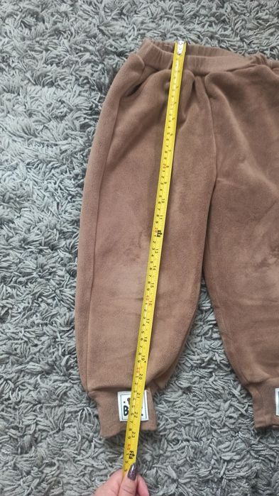 Стильний теплий костюм