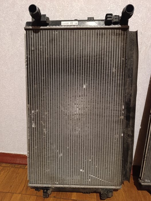 Радіатори пасат б8 б/у