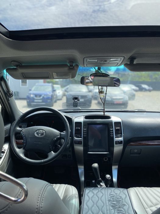 Toyota Prado 120
