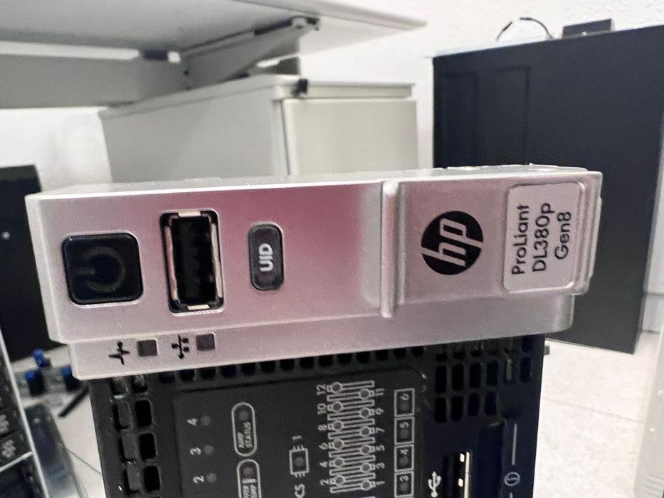 Servidor DL380 G8 - 96GB de RAM - Dual Xenon E5-1690 2.9Ghz