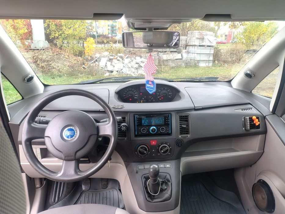 Fiat idea niski przebieg bogate wyposażenie
