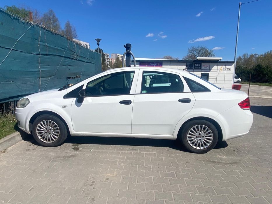 Samochód osobowy Fiat Linea