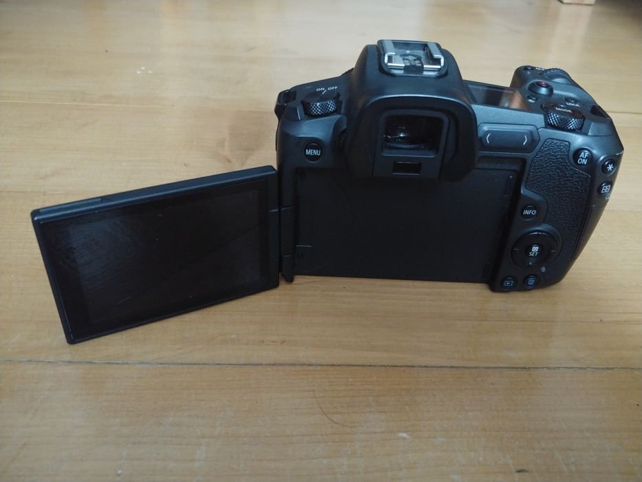 Canon r + adapter Canon