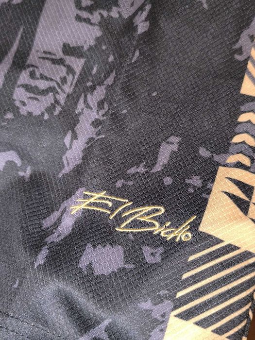 Camisola Portugal Edição Especial CR7 "El Bicho"