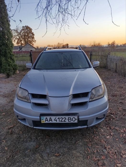 Продам Mitsubishi Outlander 2003