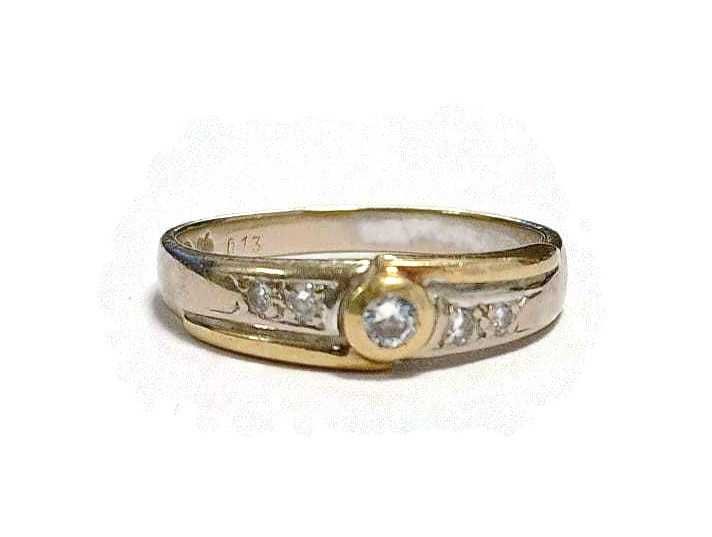 Złoty pierścionek 585/3,06g/r14