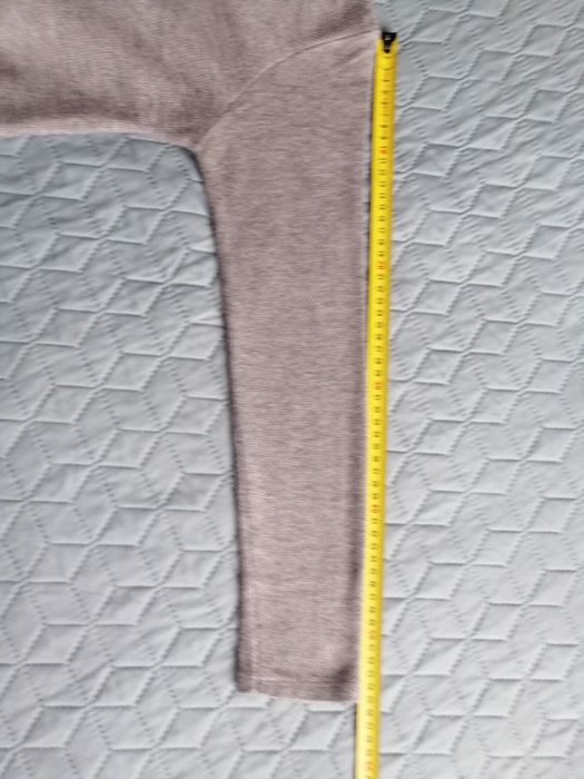 Sweter damski...