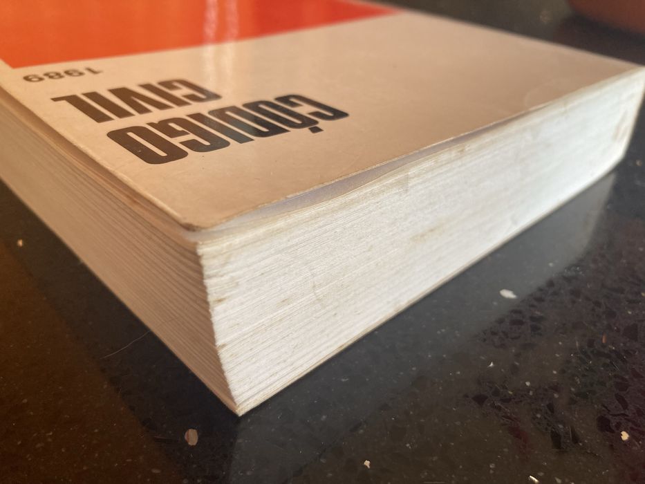 Livro Código Civil – Edição Almedina (1989)