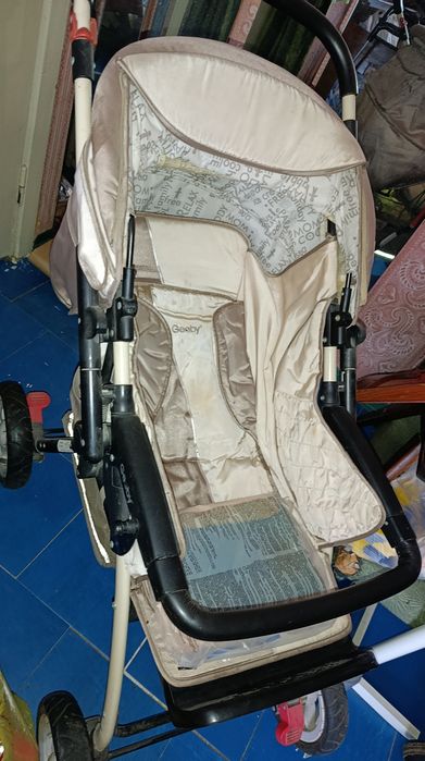 Срочно продам коляску Geoby