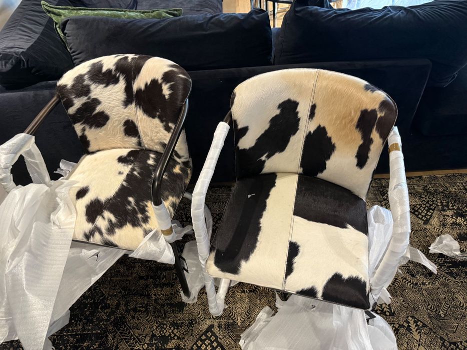 Nowoczesne krzesła Colmore – skóra naturalna