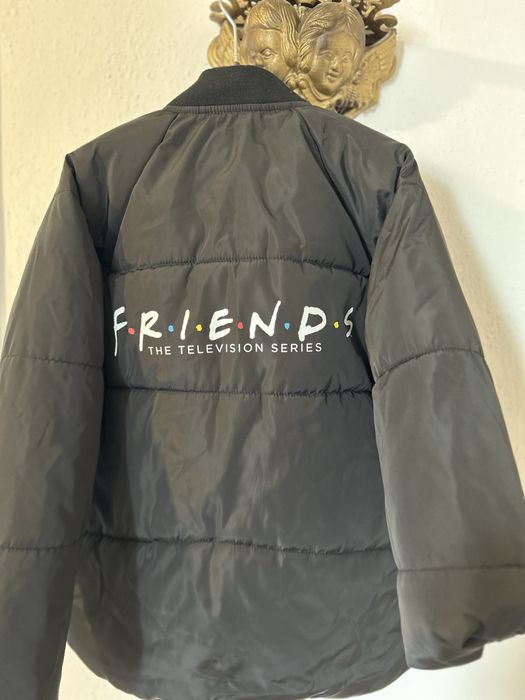 Kurtka zimowa sinsay z motywem Friends