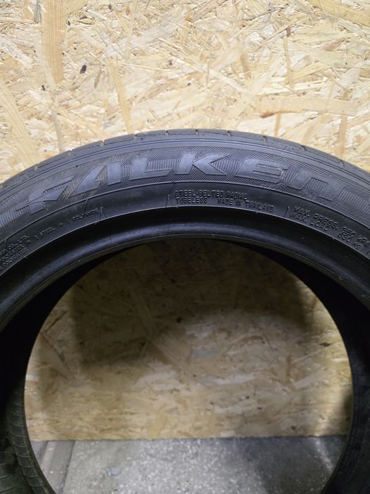Komplet opon letnich 215/50 R18 92W Falken  Azenis