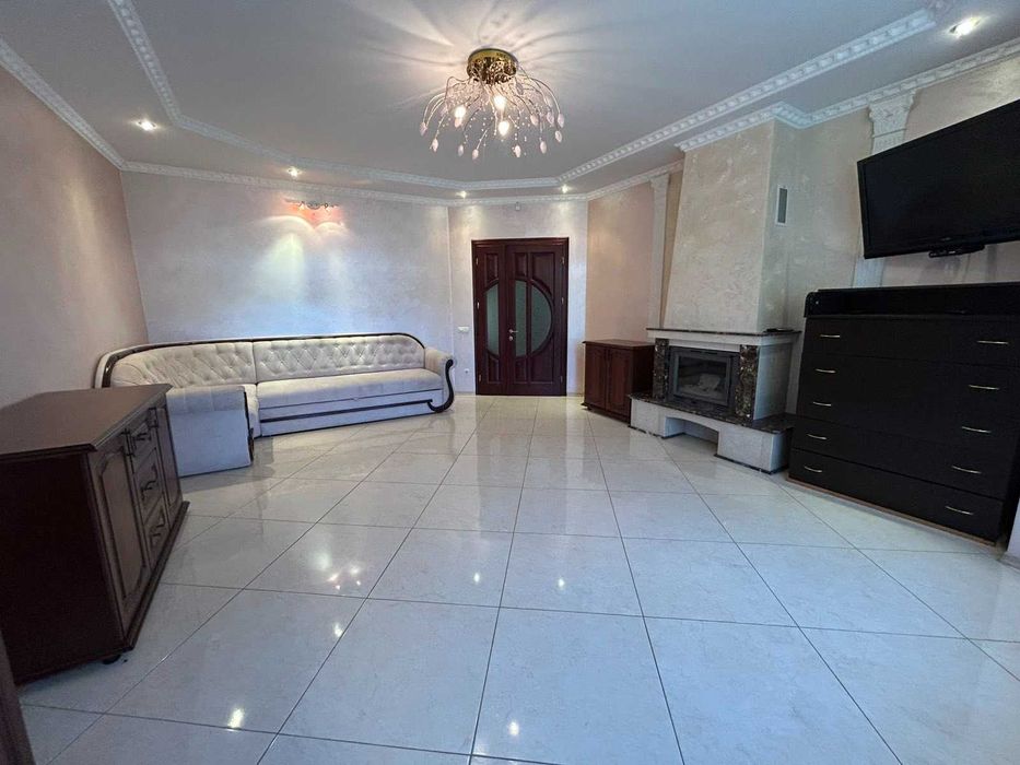 ПРОДАЖ Будиноку  з ЯКІСНИМ  ремонтом та меблями!!!