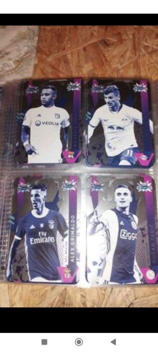 Álbuns cards adrenalyn futebol completos(ler descrição)