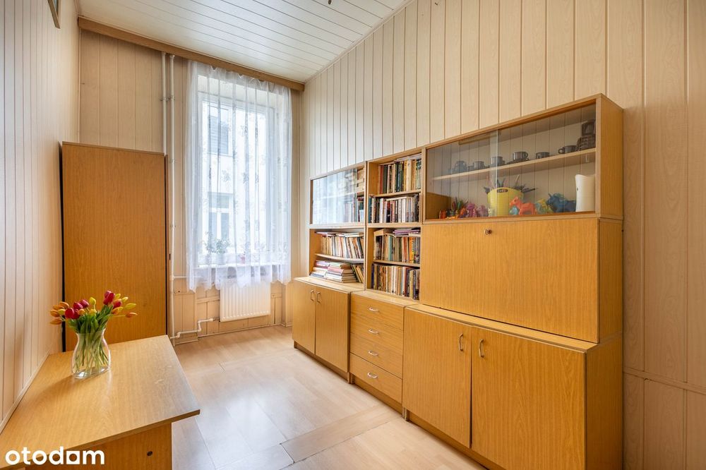 Wysokie 2pok w przedwojennej kamienicy po rewitalizacji – pohled 3