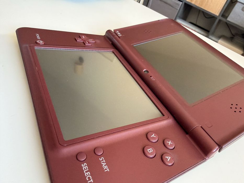 DSi XL wine red, bardzo dobry stan, twilight menu, BOX