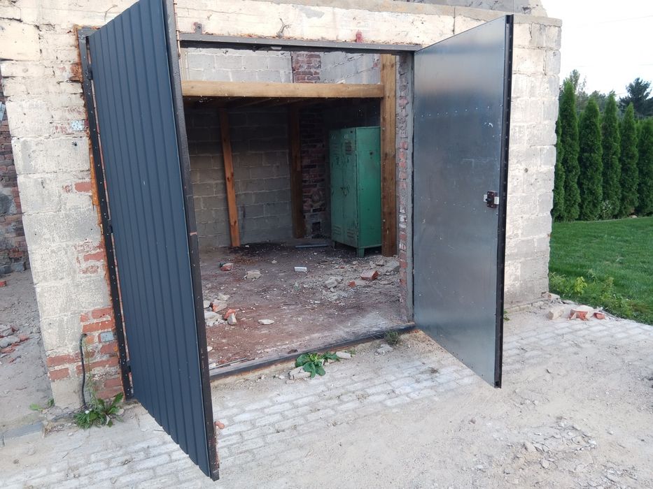 Brama garażowa sz2.35/wy 2.25