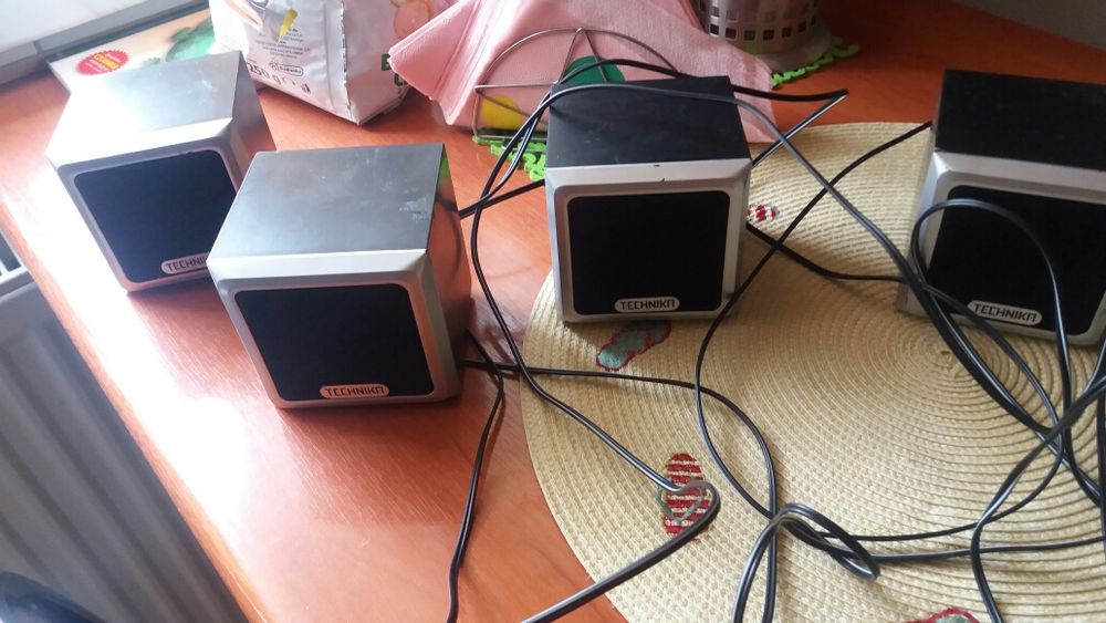 Zamienie glosniki Technika 5.1 na monety RP,PRL inne.