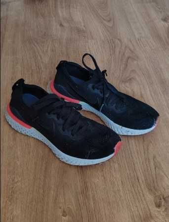 Nike Pegasus Black & Pink