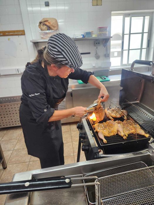 Grelhador Broil King a Gas - Porta Chef 320 - Seminovo