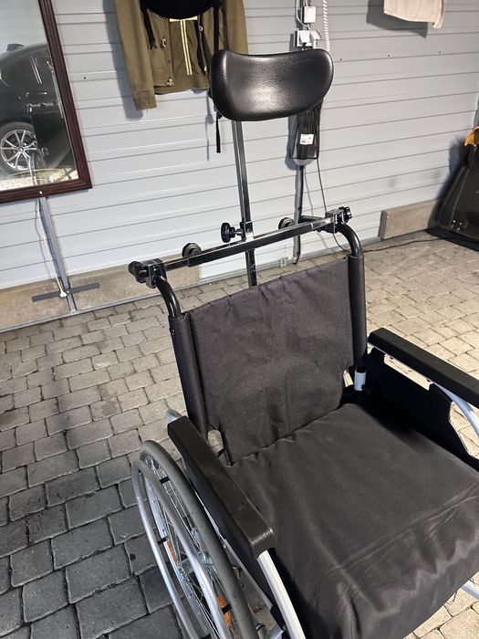 Zagłówek do wózka inwalickiego