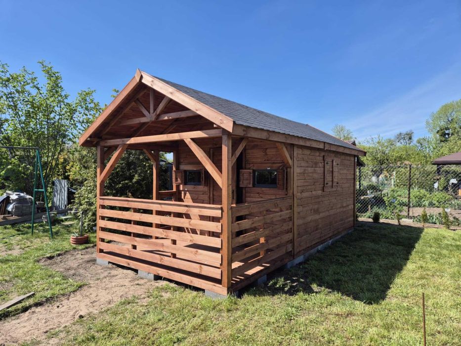 • • • • Domek letniskowy • • • • DAREK V 4x8 m z tarasem DREWNOTRIK