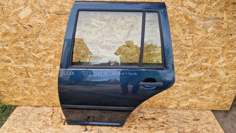 VW GOLF 4 IV KOMBI 5D DRZWI TYL LEWY KOD LAK. LC6X