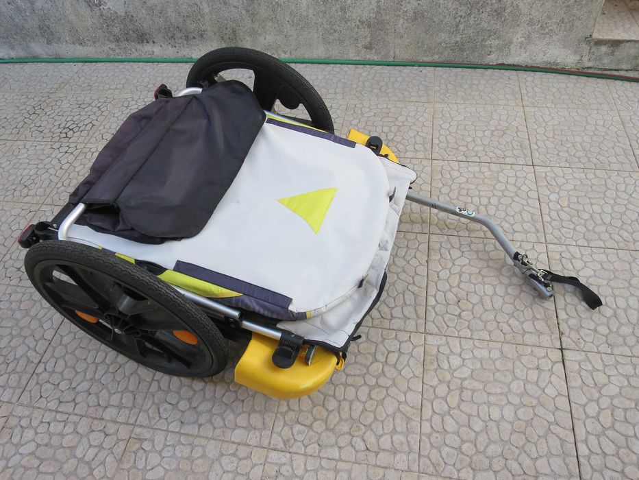 Atrelado de bicicleta para 2 crianças Bellelli roda 20 desmontável
