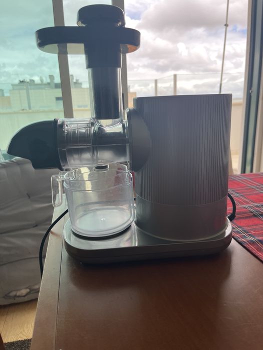 Extrator de sucos Veaton