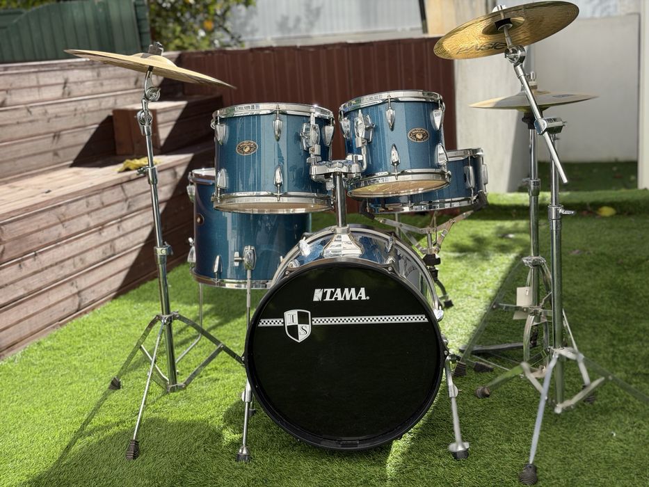 Bateria Acústica Tama Imperialstar com Pratos Meinl e Paiste