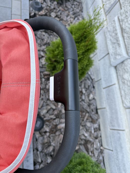 Прогулочний візок Cybex beezy