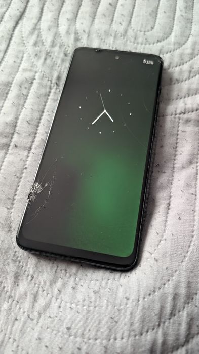 Motorola G60s pęknięta szyba