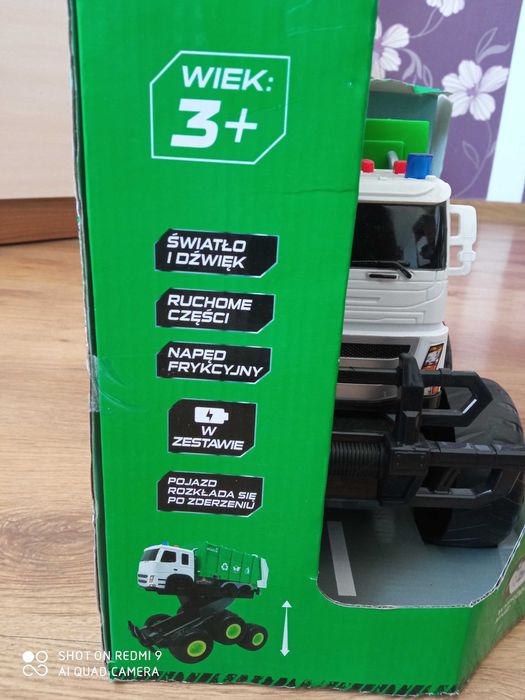 Samochód śmieciarka