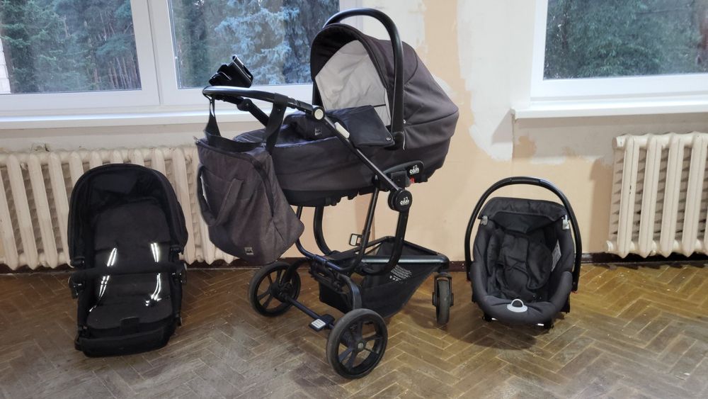 Дитячий візочок. 3 в 1. Повний комплект. Повністю робочий стан.