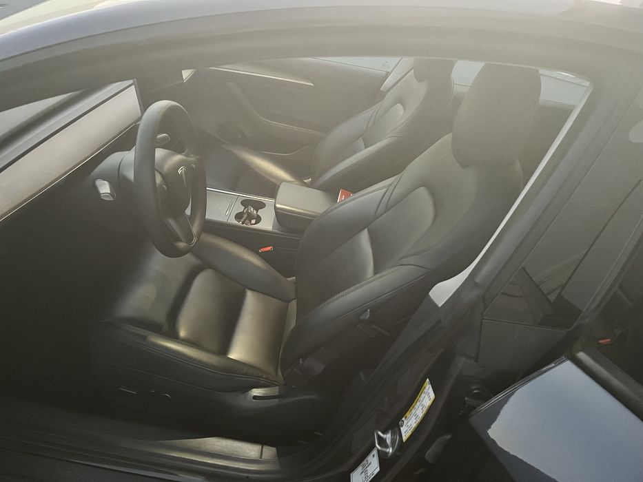 Tesla model 3 standard range plus