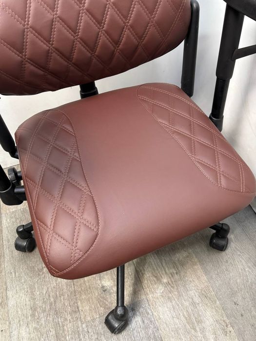 Steelcase Please  стілкейс стилкейс Ортопедичне ергономічне комп'ютерне крісло  з поясничною підтримкою
