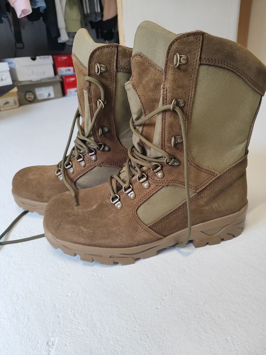 Тактичні берці, штани зимові, фліска