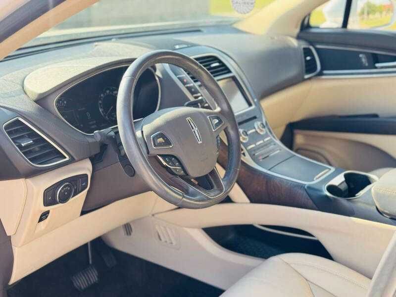 2017 Lincoln MKX Select