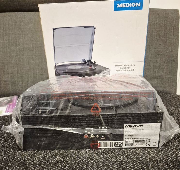 Gramofon Medion MD43713. Nowy